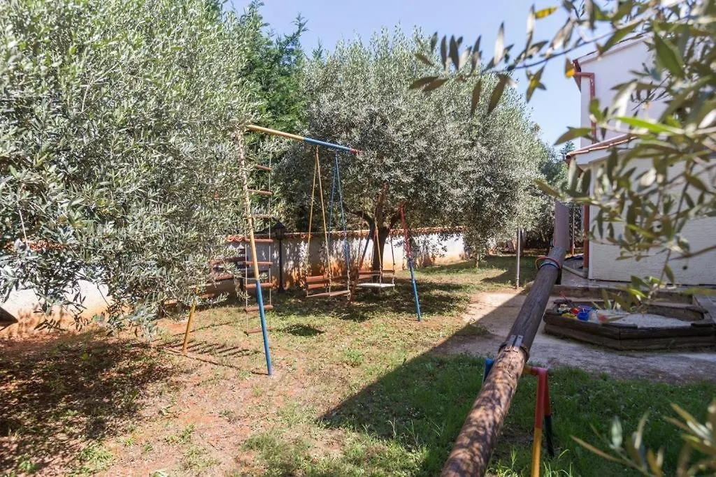 Nena Apartman Apartment Porec
